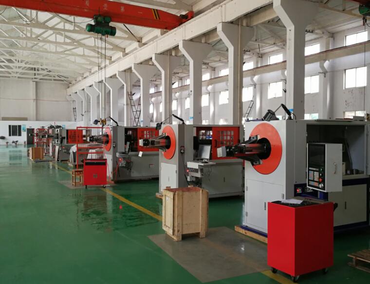 線材折彎機為什么分為轉(zhuǎn)頭、轉(zhuǎn)線、無凸輪三種結(jié)構(gòu)？