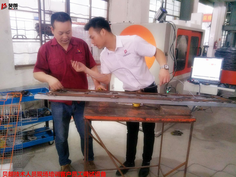 因為專注、所以專 業(yè)——貝朗數(shù)控彎線機