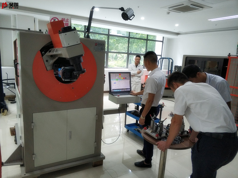 貝朗自動(dòng)化設(shè)備公司-客戶參觀現(xiàn)場