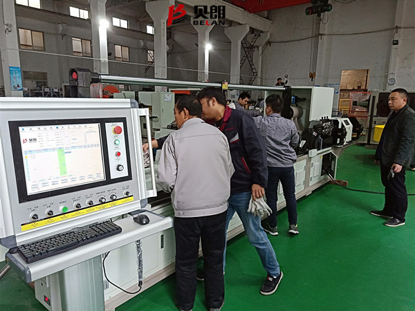 雙頭線材折彎?rùn)C(jī) 雙頭線材折彎?rùn)C(jī)