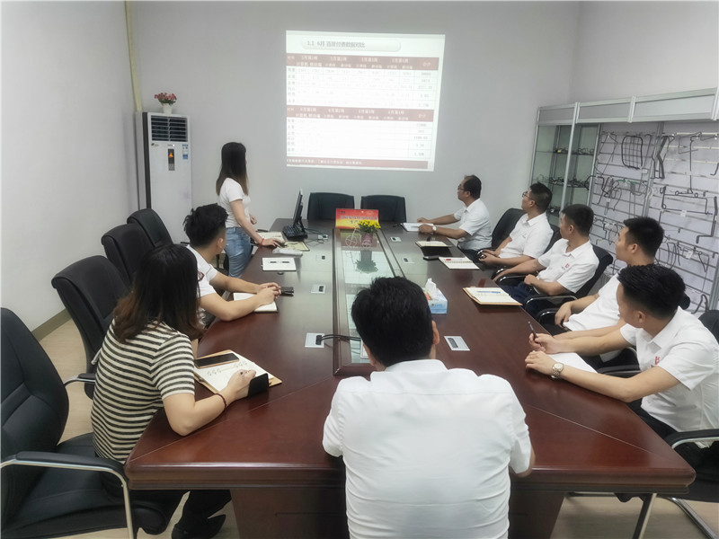 總結(jié)使人進(jìn)步，計(jì)劃使人思路清晰——貝朗成型折彎設(shè)備